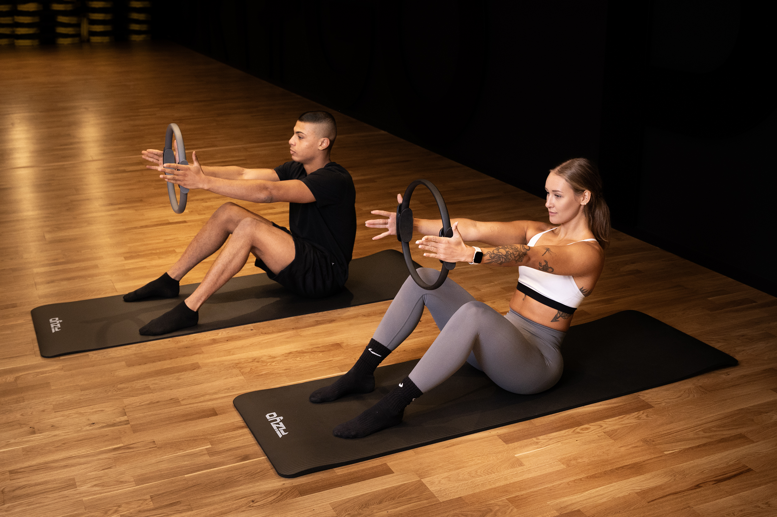 Pilates we dwoje – aktywne Walentynki w domu z akcesoriami